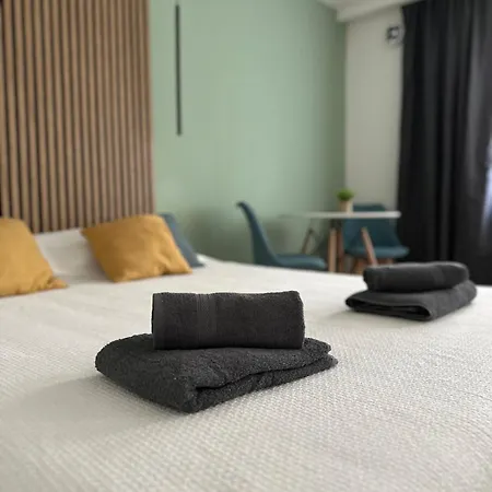 Apartment Piata Unirii 1 *